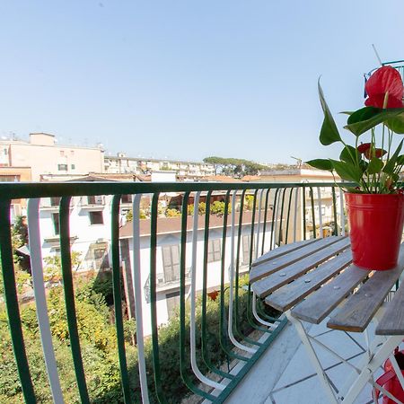 Civico 364 Bed & Breakfast Наполи Екстериор снимка