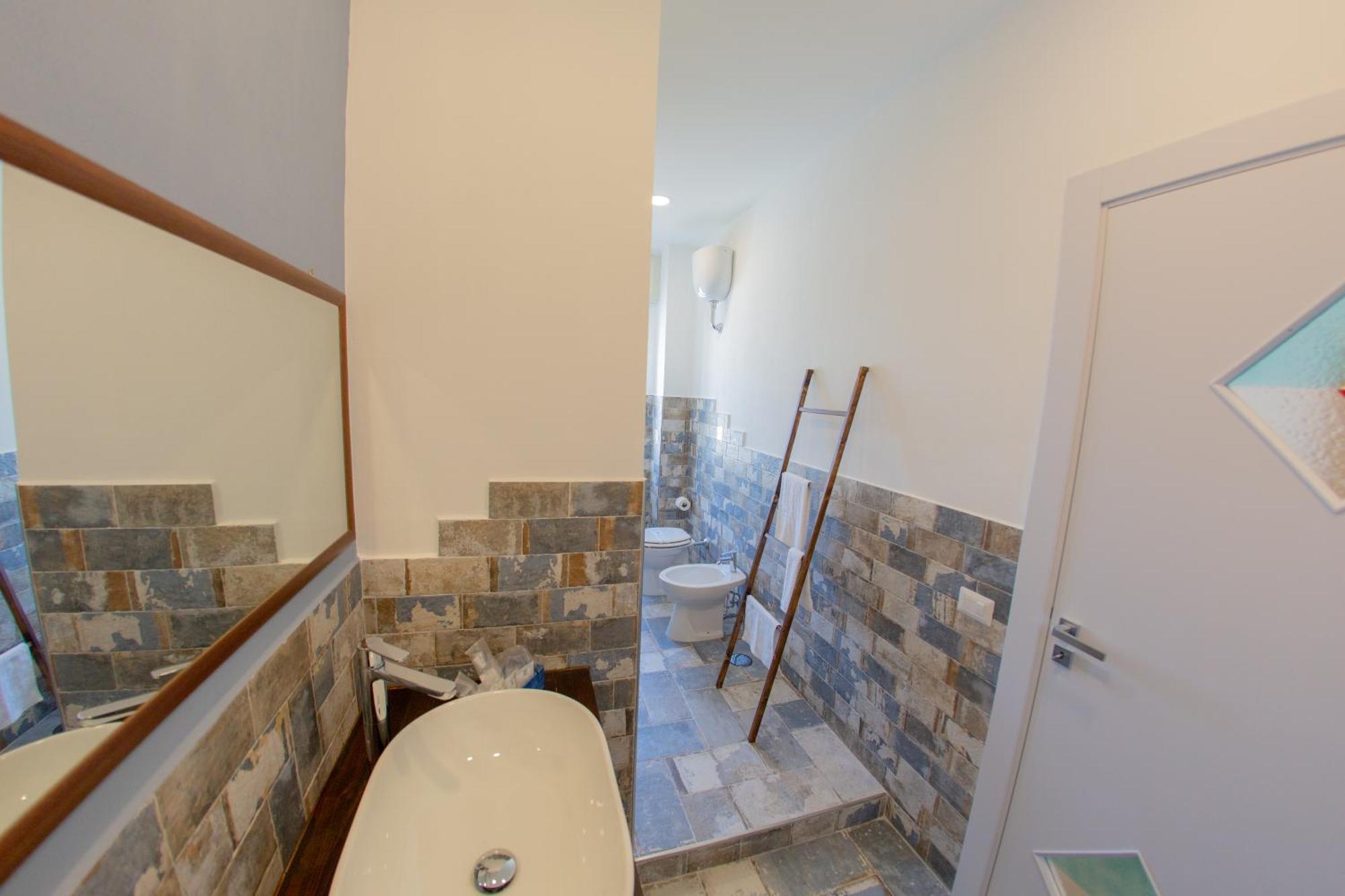 Civico 364 Bed & Breakfast Наполи Екстериор снимка