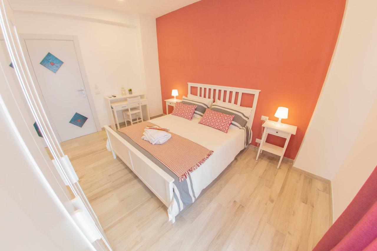 Civico 364 Bed & Breakfast Наполи Екстериор снимка
